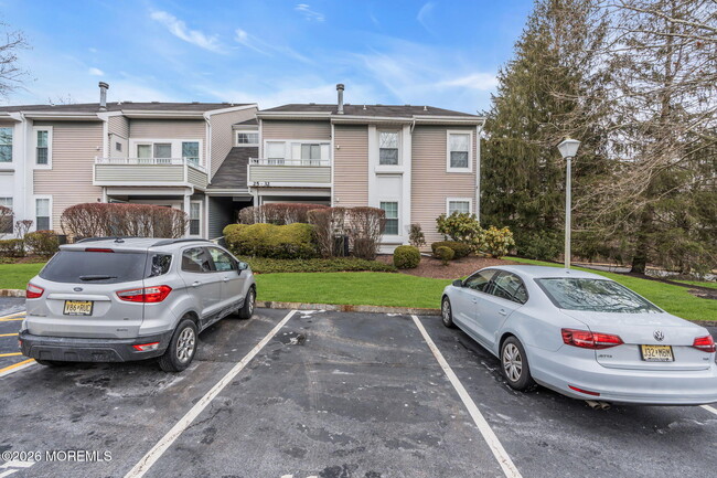 25 Gait Ct in Tinton Falls, NJ - Building Photo - Building Photo