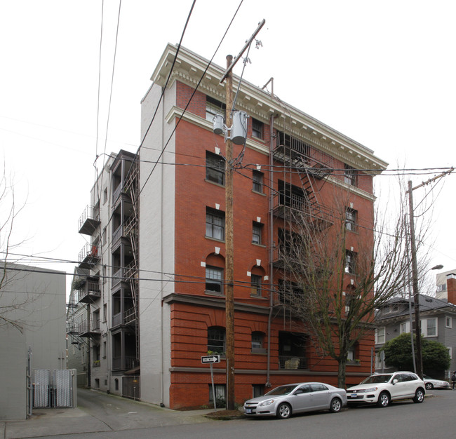 King Davis Condos in Portland, OR - Building Photo - Building Photo