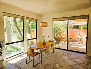 2501 N Indian Canyon Dr in Palm Springs, CA - Building Photo - Building Photo