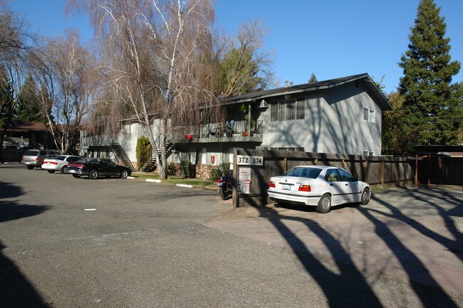 372-374 Rio Linda Ave in Chico, CA - Building Photo - Building Photo