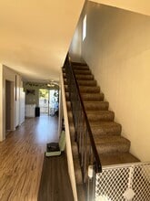 6506 Lanston St in San Diego, CA - Foto de edificio - Building Photo