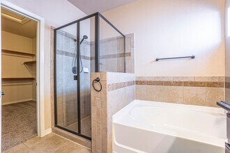 7508 Wolf Creek Dr in El Paso, TX - Building Photo - Building Photo