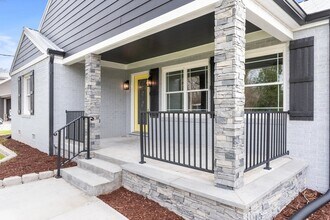 102 Dogwood Ln in Winchester, TN - Foto de edificio - Building Photo