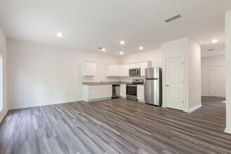 3535 Cardinal Dr in Atlanta, GA - Building Photo - Building Photo