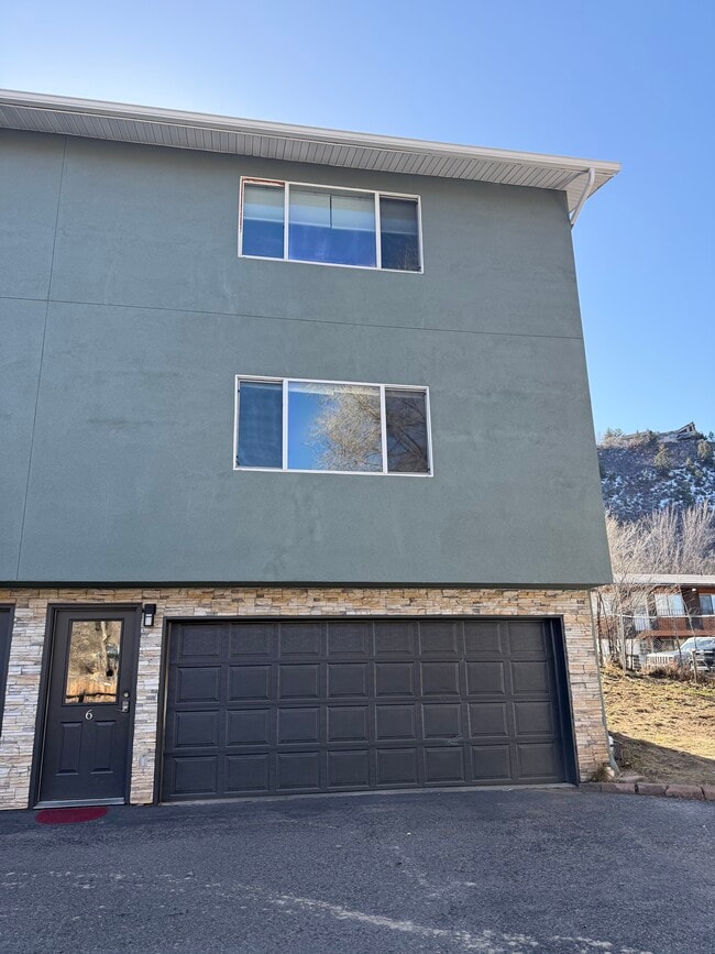 property at 2951 Richard Dr