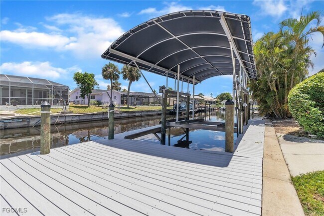 4330 S Canal Cir