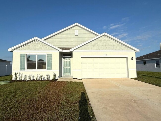 property at 4610 SW Obelisk St