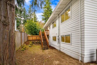 7638 139th Pl NE in Redmond, WA - Building Photo - Building Photo