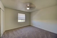 BOSSIER EAST APARTMENTS photo'