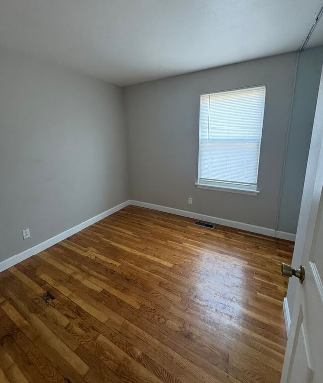 1894 San Luis Rey Pkwy in Fenton, MO - Foto de edificio - Building Photo