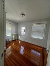 28 Thurston Ave in Newport, RI - Building Photo - Building Photo