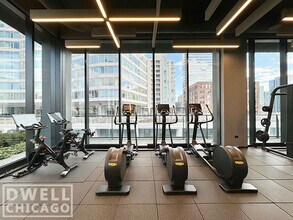 104 W Polk St in Chicago, IL - Building Photo - Building Photo