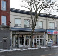 2881-2885 Dundas St W in Toronto, ON - Building Photo - Building Photo