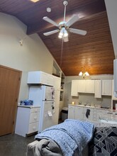 112 S Virginia St in Rockville, IN - Foto de edificio - Building Photo