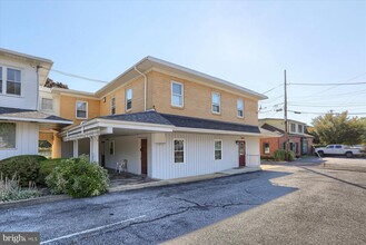 50 E Maple St in Palmyra, PA - Building Photo - Building Photo