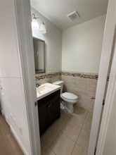 11417 NW 87th Pl in Hialeah Gardens, FL - Building Photo - Building Photo