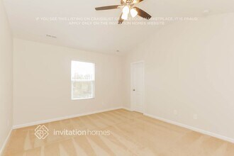 2256 Latimer Ln in Charlotte, NC - Foto de edificio - Building Photo