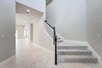 9296 Crestview Cir in Palm Beach Gardens, FL - Building Photo - Building Photo