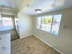 3830 Boren St in San Diego, CA - Building Photo - Building Photo