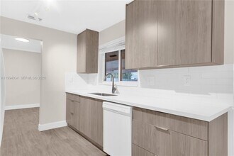 12911 SW 148th Terrace Rd in Miami, FL - Building Photo - Building Photo