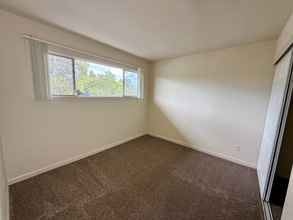 1020 Dolores St in Livermore, CA - Foto de edificio - Building Photo