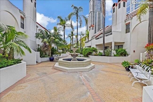 701 Kettner Blvd, Unit 161 in San Diego, CA - Foto de edificio - Building Photo