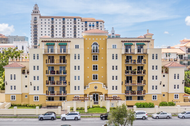 Villa Isabella in Coral Gables, FL - Building Photo - Building Photo