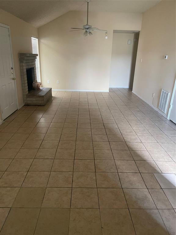 5615 Gineridge Dr in Houston, TX - Building Photo - Building Photo