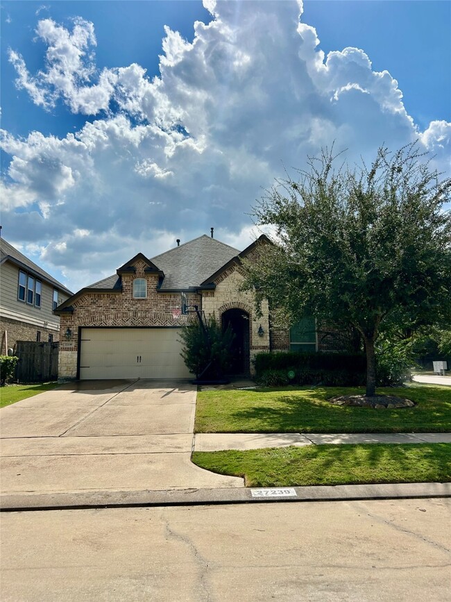 27239 Aspen Falls Ln in Fulshear, TX - Building Photo - Building Photo