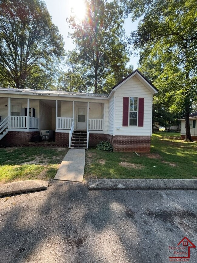 property at 157 Bybee Woods Dr