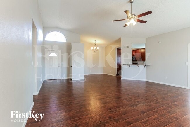 515 E Renee Dr in Phoenix, AZ - Foto de edificio - Building Photo