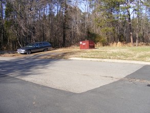 44 Fawn Lake Ln in Palmyra, VA - Foto de edificio - Building Photo