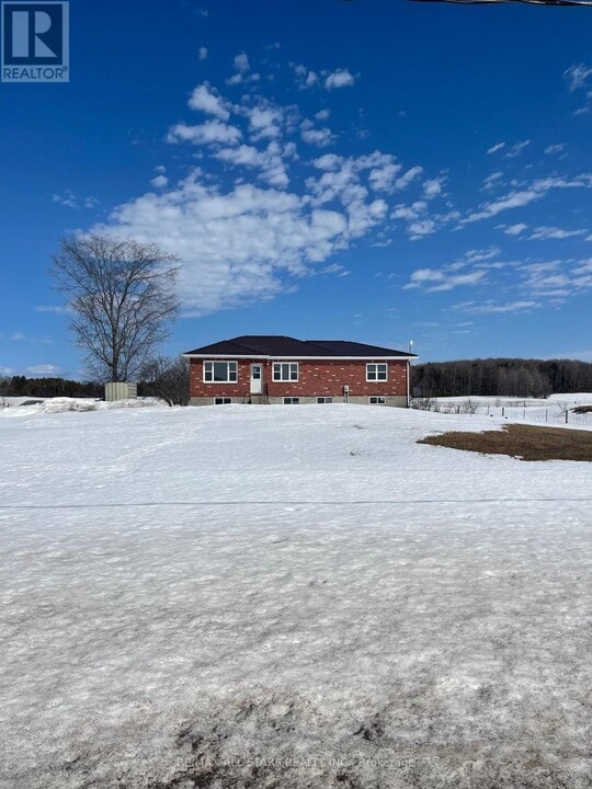488 Fenel Rd in Kawartha Lakes, ON - Building Photo