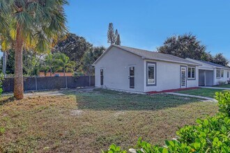 802 S M St in Lake Worth Beach, FL - Building Photo - Building Photo