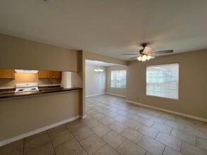 2720 Camelot Dr in Laredo, TX - Building Photo - Building Photo