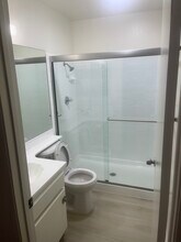 8652 Gloria Ave, Unit D in Garden Grove, CA - Building Photo - Building Photo