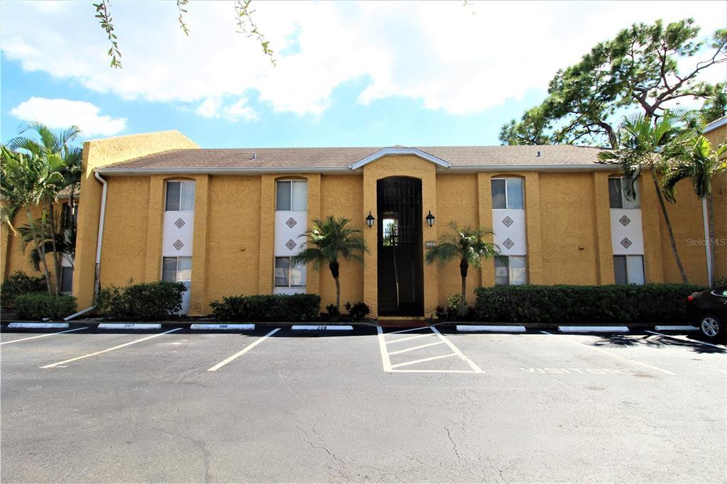 1850 Toucan Way in Sarasota, FL - Building Photo