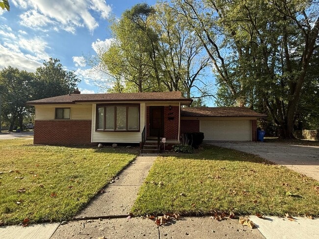 property at 30186 Susan Ct