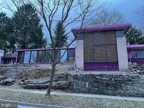201 W Prospect Ave in State College, PA - Building Photo - Building Photo