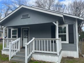 101 Brooks St in Longview, TX - Building Photo - Building Photo