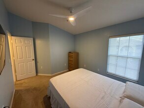 8389 Wingate Dr in Sarasota, FL - Building Photo - Building Photo