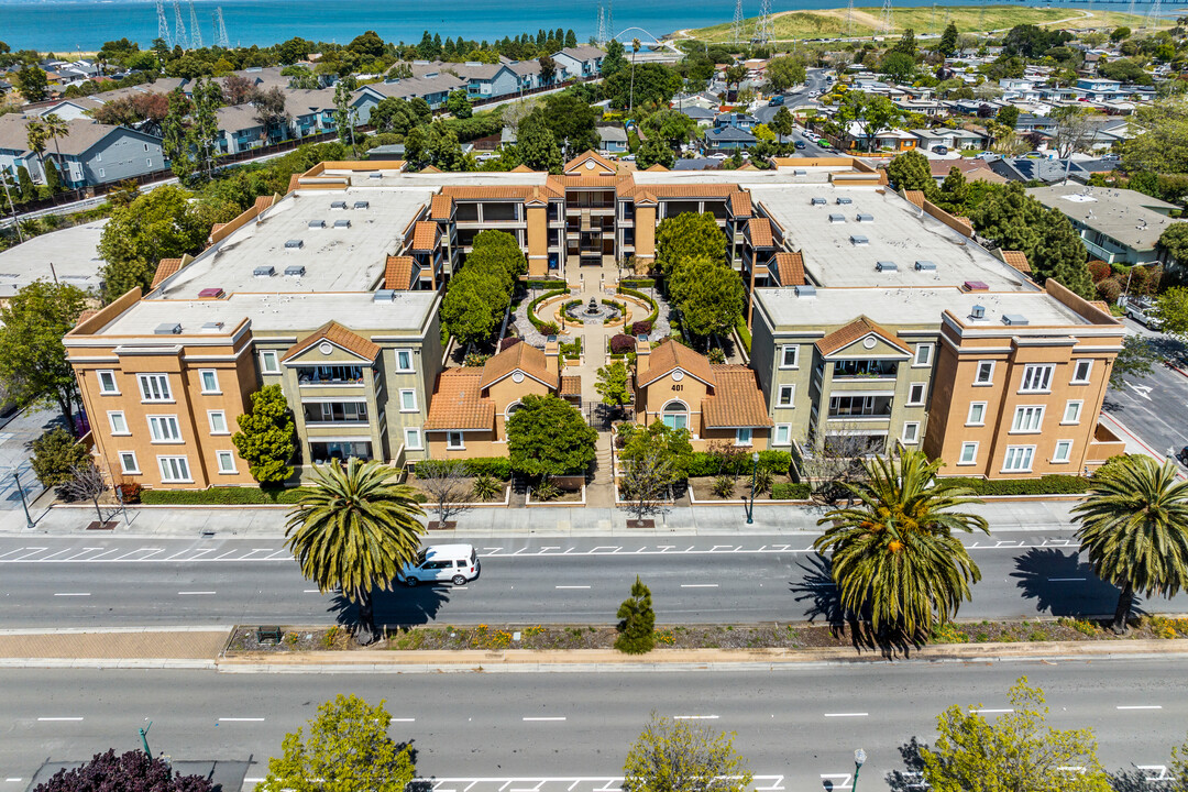 401 S Norfolk St in San Mateo, CA - Building Photo