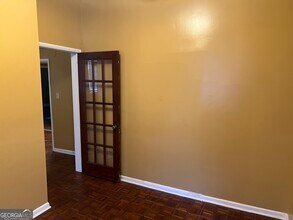 2011 Albany St in Brunswick, GA - Building Photo - Building Photo