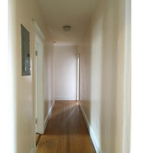 1677 Beacon St, Unit 16 in Brookline, MA - Building Photo - Building Photo