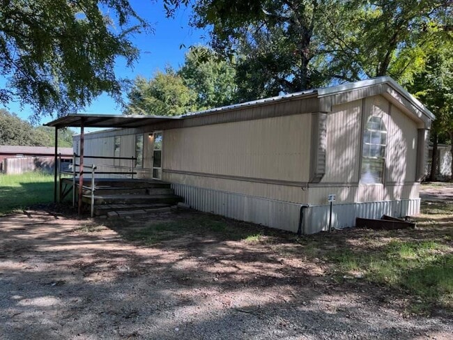 property at 112 Peddy St