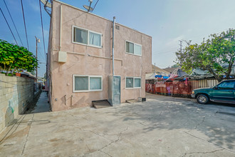 1276 E 41st St in Los Angeles, CA - Building Photo - Other