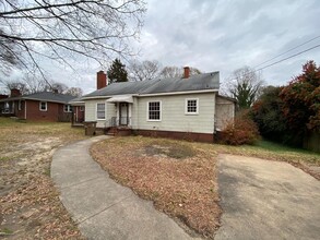 321 Gold St in Shelby, NC - Building Photo - Building Photo