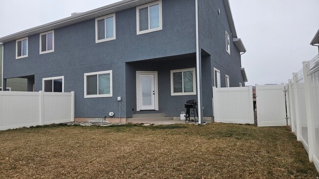 931 W 1080 S in Richfield, UT - Foto de edificio - Building Photo