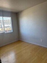 231 W Philadelphia Ave in Las Vegas, NV - Building Photo - Building Photo