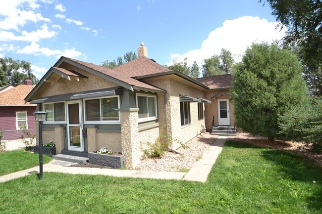 property at 821 N Walnut St